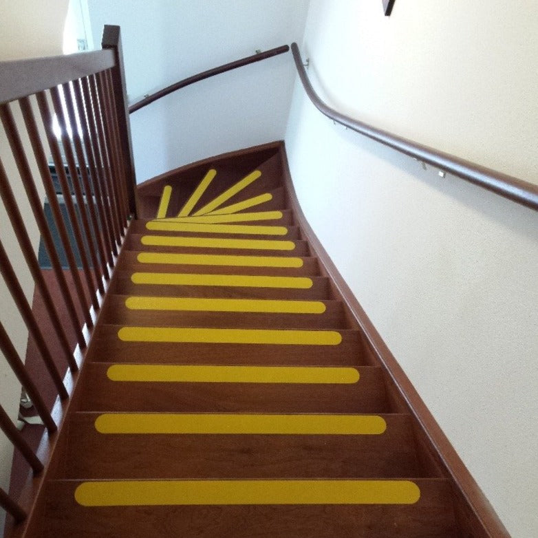 3M Safety Walk geel standaard uitvoering, aangebracht op traptreden